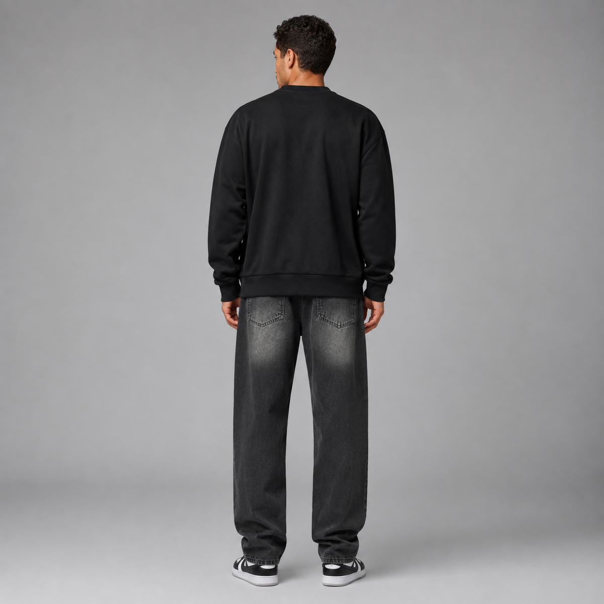 Men’s Relaxed Fit Straight Leg Jeans