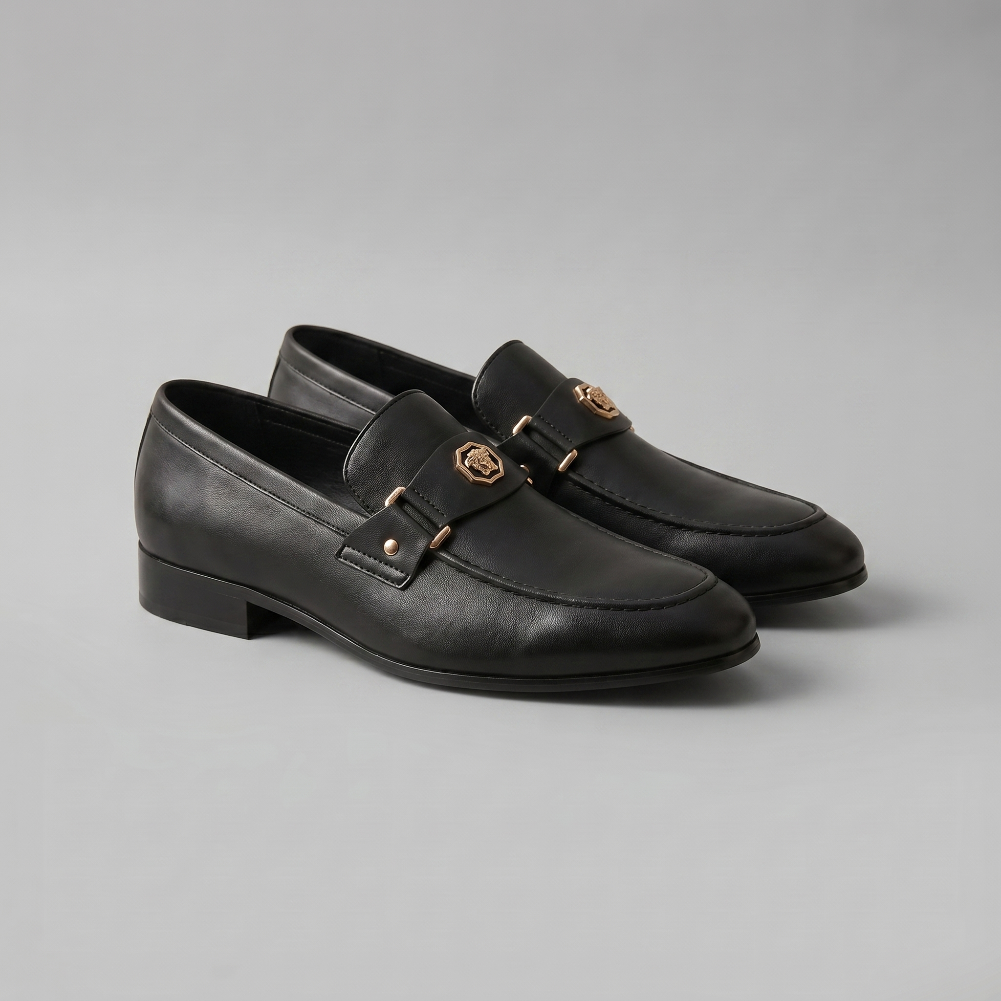 Men's Leather Medallion Detail Smart Formal Loafers