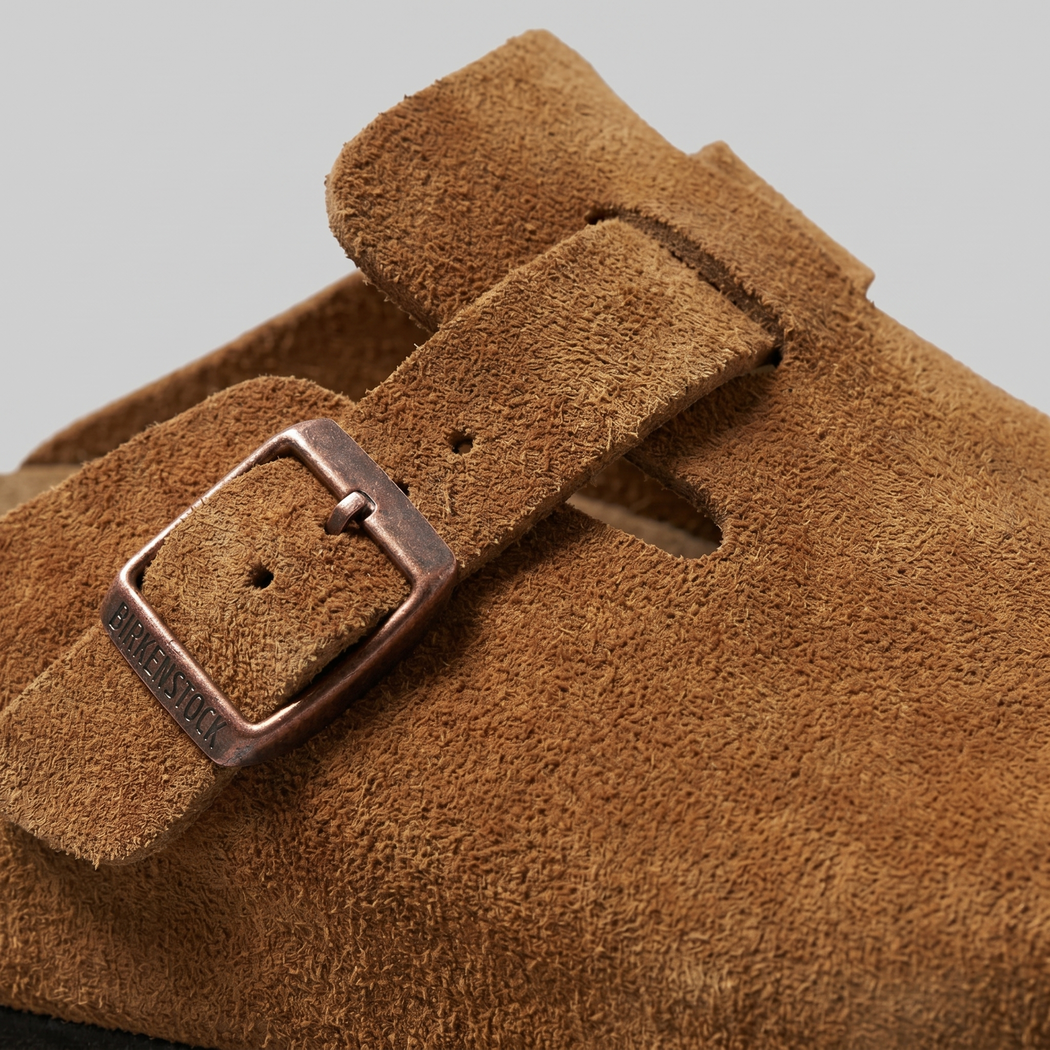 Men's Suede Buckle Strap Closed Toe Mules Summer